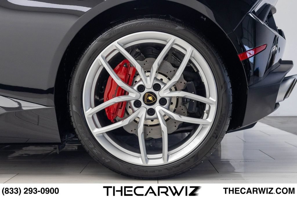 Used 2016 Lamborghini Huracan LP 580-2 RWD image 18