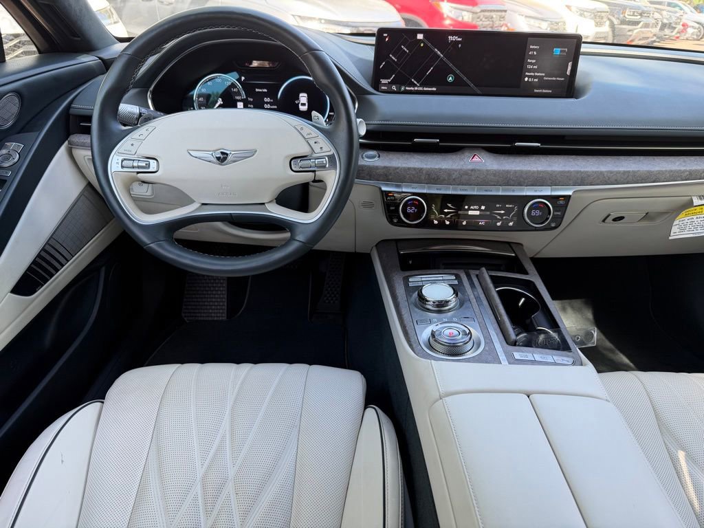 Used 2023 Genesis Electrified G80 image 15