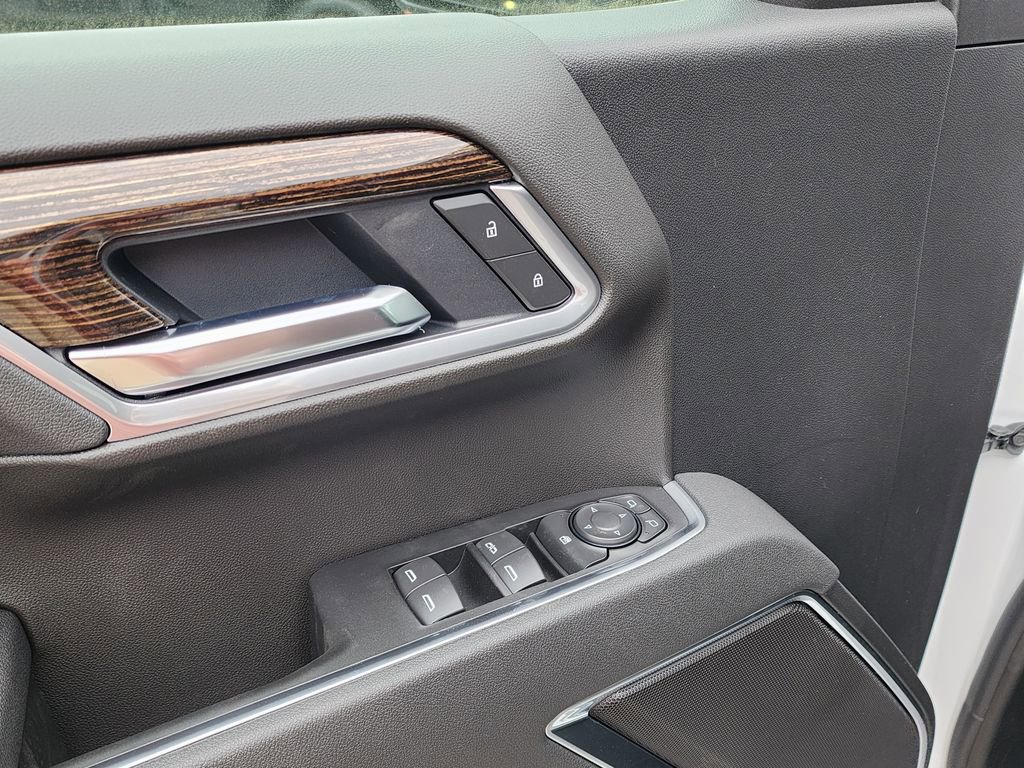 New 2026 GMC Sierra 1500 Elevation image 15