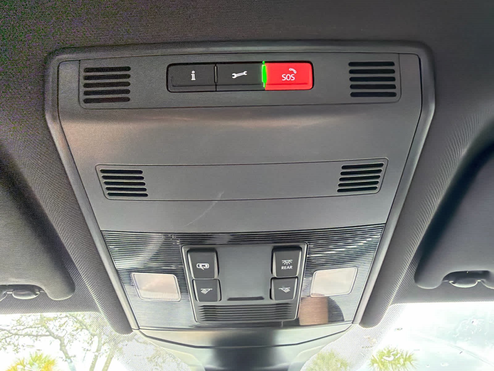 Used 2026 Volkswagen Jetta Sport FWD image 34