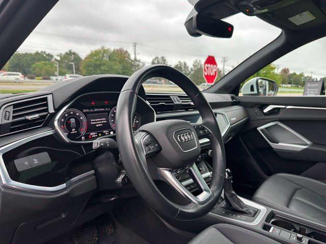 Used 2021 Audi Q3 2.0T Premium Plus AWD/4WD image 16