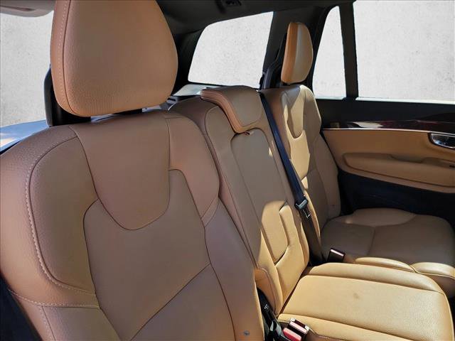 Used 2019 Volvo XC90 T6 Momentum w/ Advanced Package AWD/4WD image 16