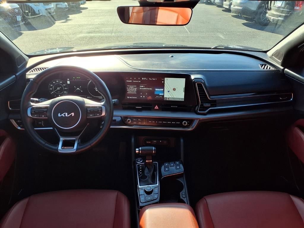 Used 2024 Kia Sportage SX image 3