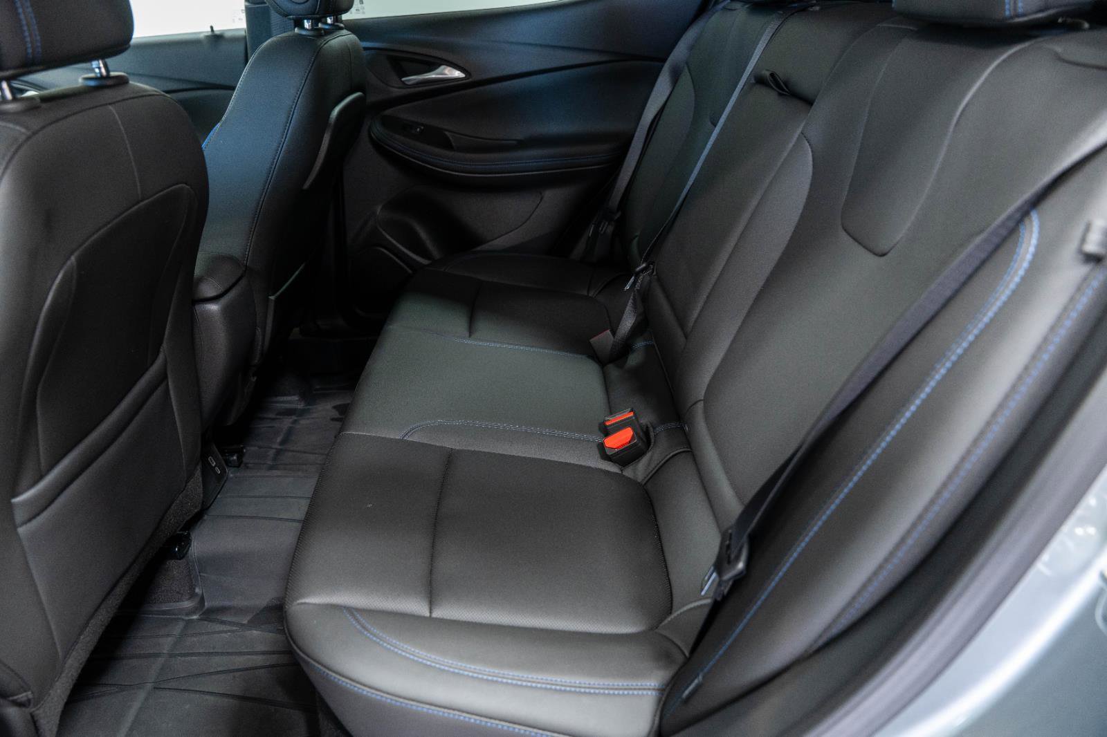 Used 2026 Buick Encore GX Sport Touring w/ Comfort Package image 23