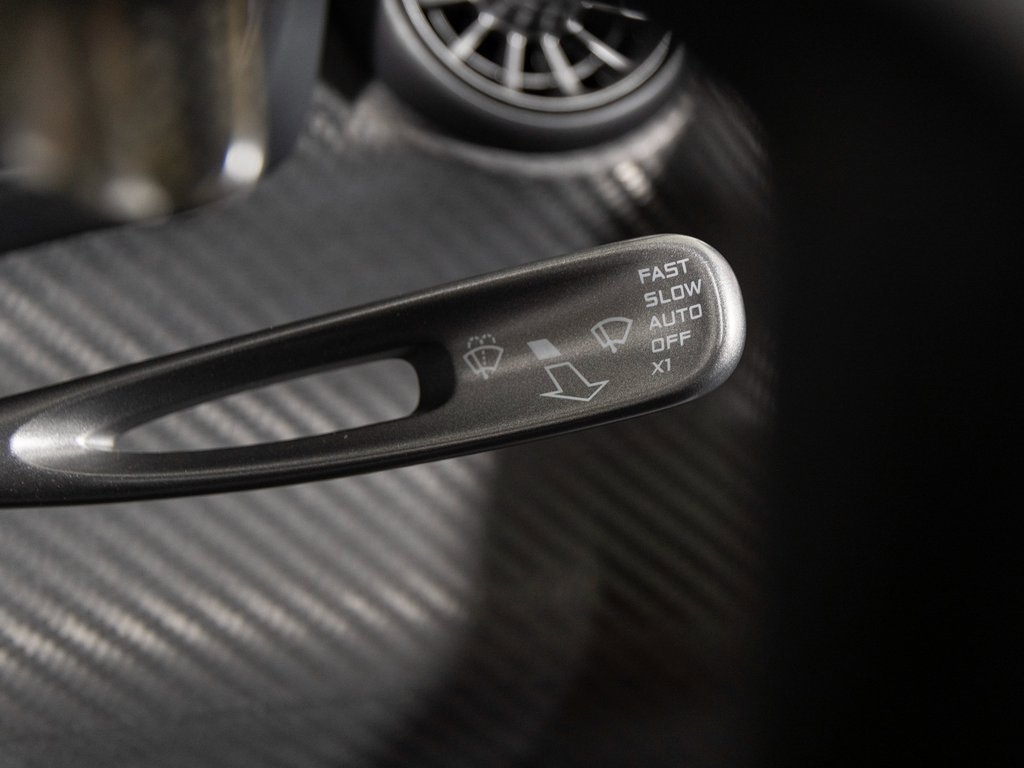 Used 2015 McLaren P1 image 36