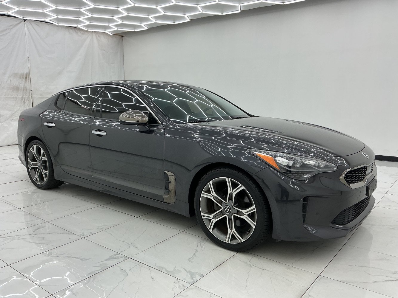 Used 2019 Kia Stinger Premium AWD/4WD image 7