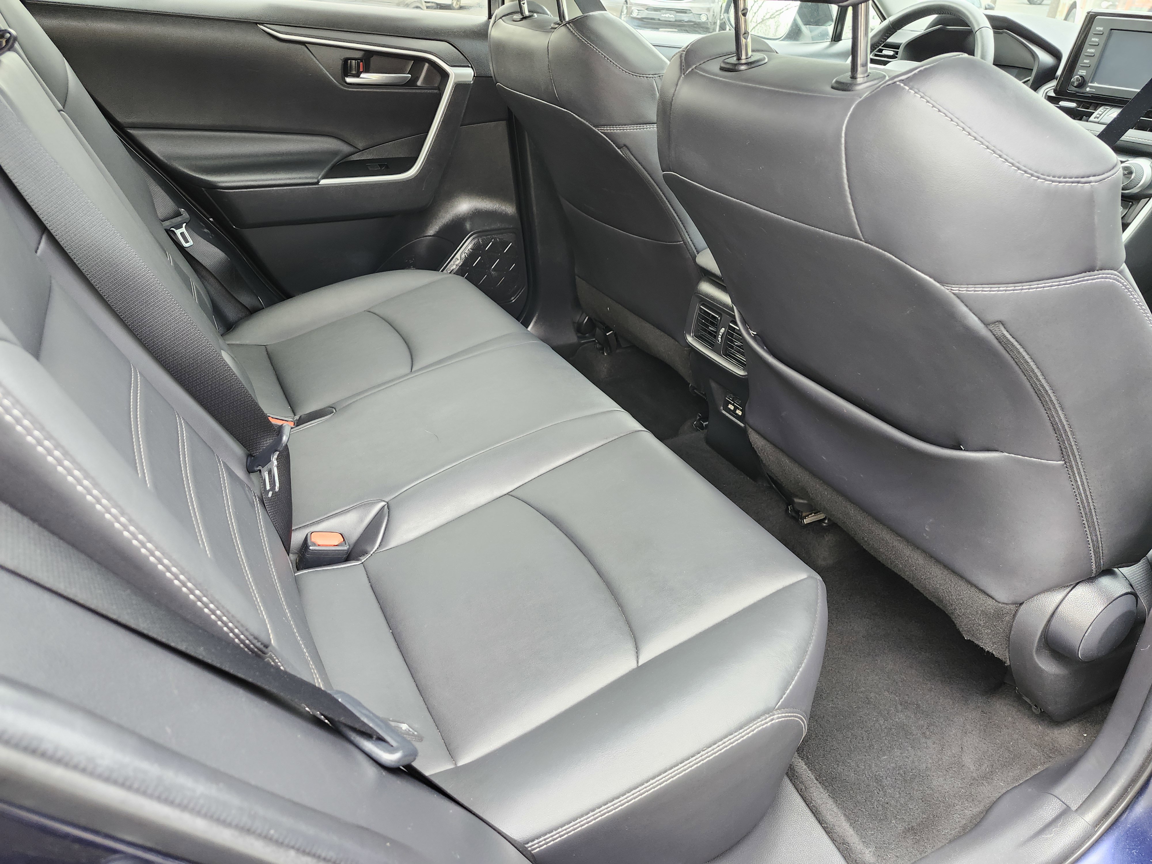 Used 2021 Toyota RAV4 XLE Premium AWD/4WD image 13