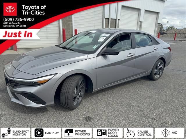 Used 2025 Hyundai Elantra Sport