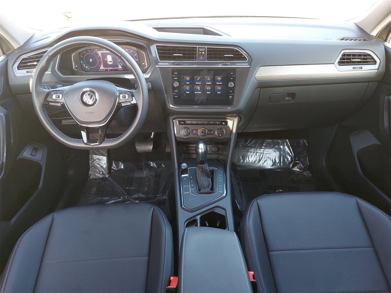 Used 2021 Volkswagen Tiguan SEL image 12