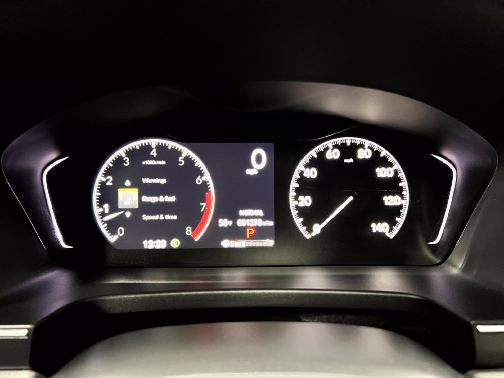 Used 2025 Honda Pilot Touring image 29