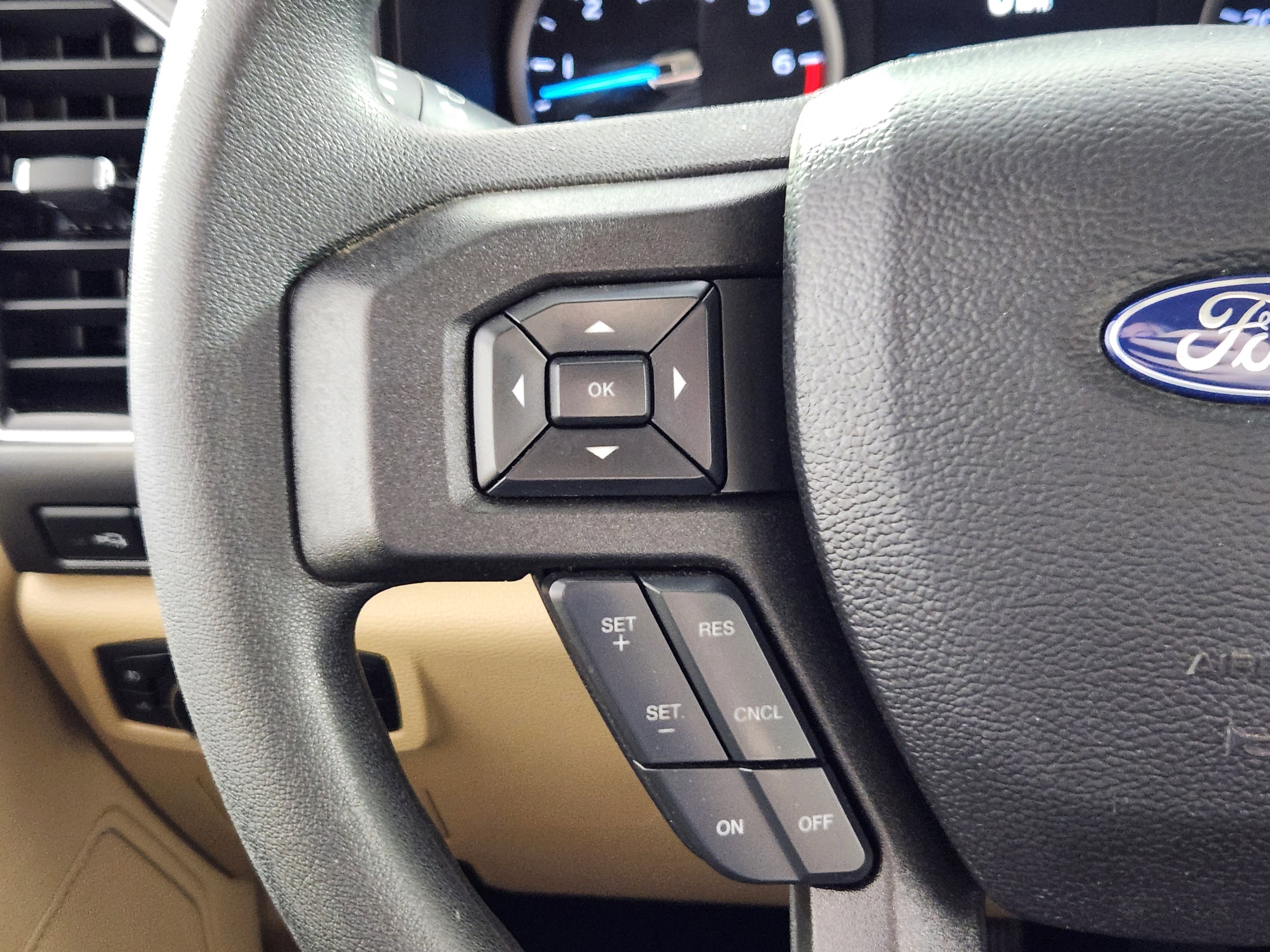 Used 2021 Ford F250 XLT w/ XLT Premium Package AWD/4WD image 18
