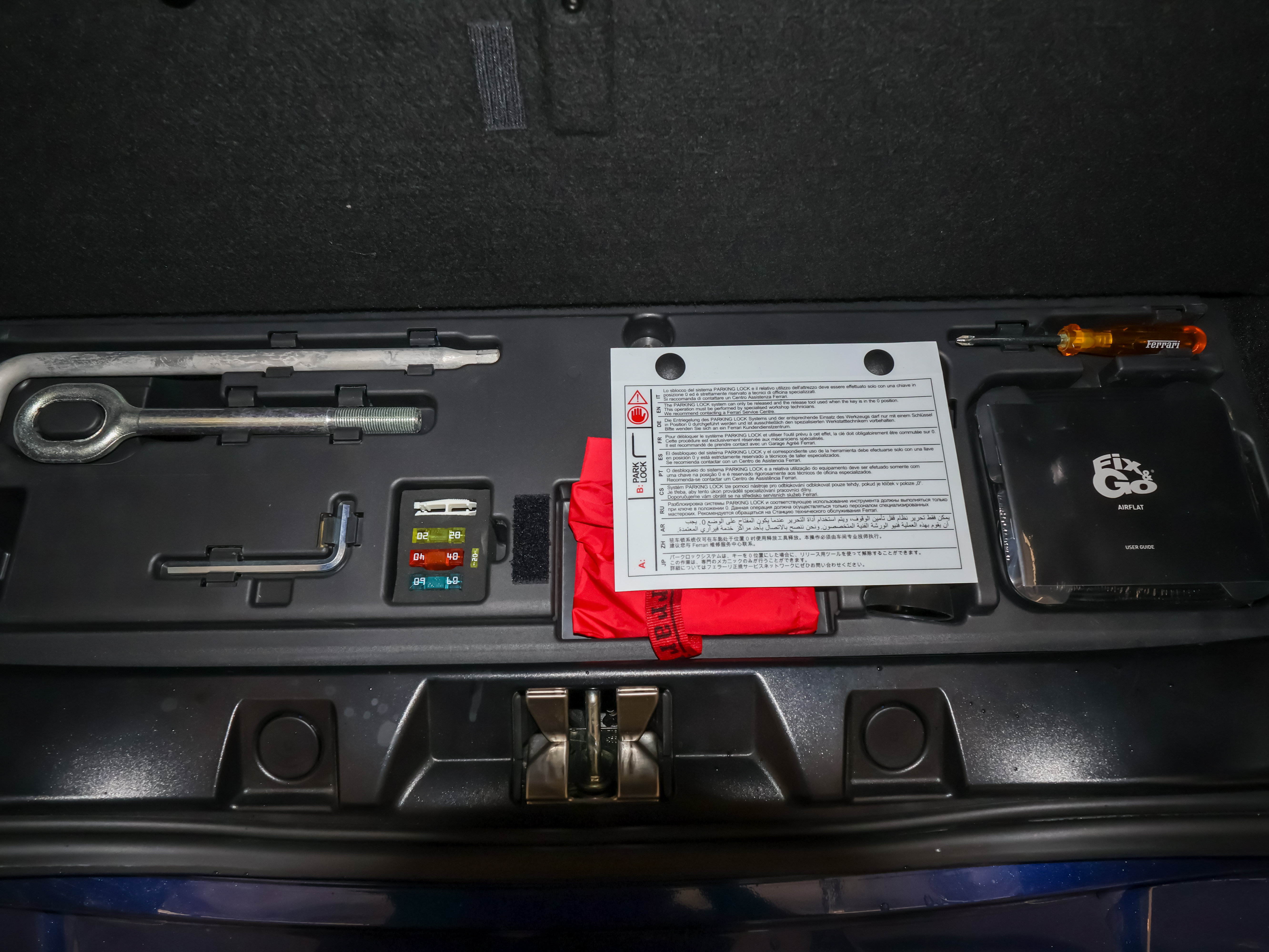 Used 2021 Ferrari Roma RWD image 11