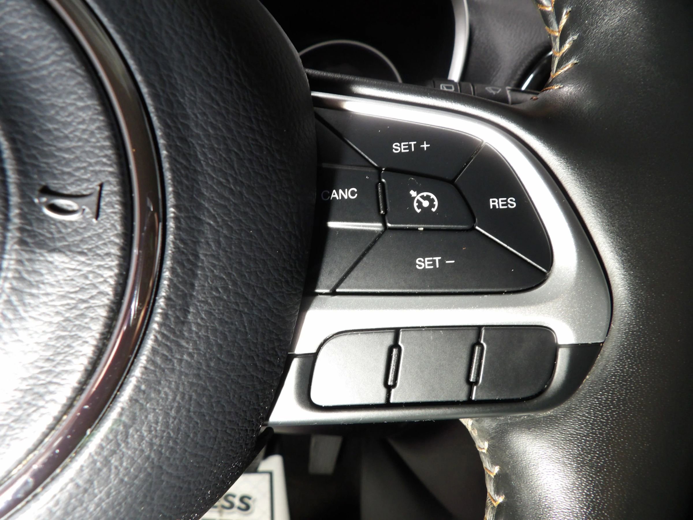 Used 2019 Jeep Compass Limited w/ Safety & Security Group image 20