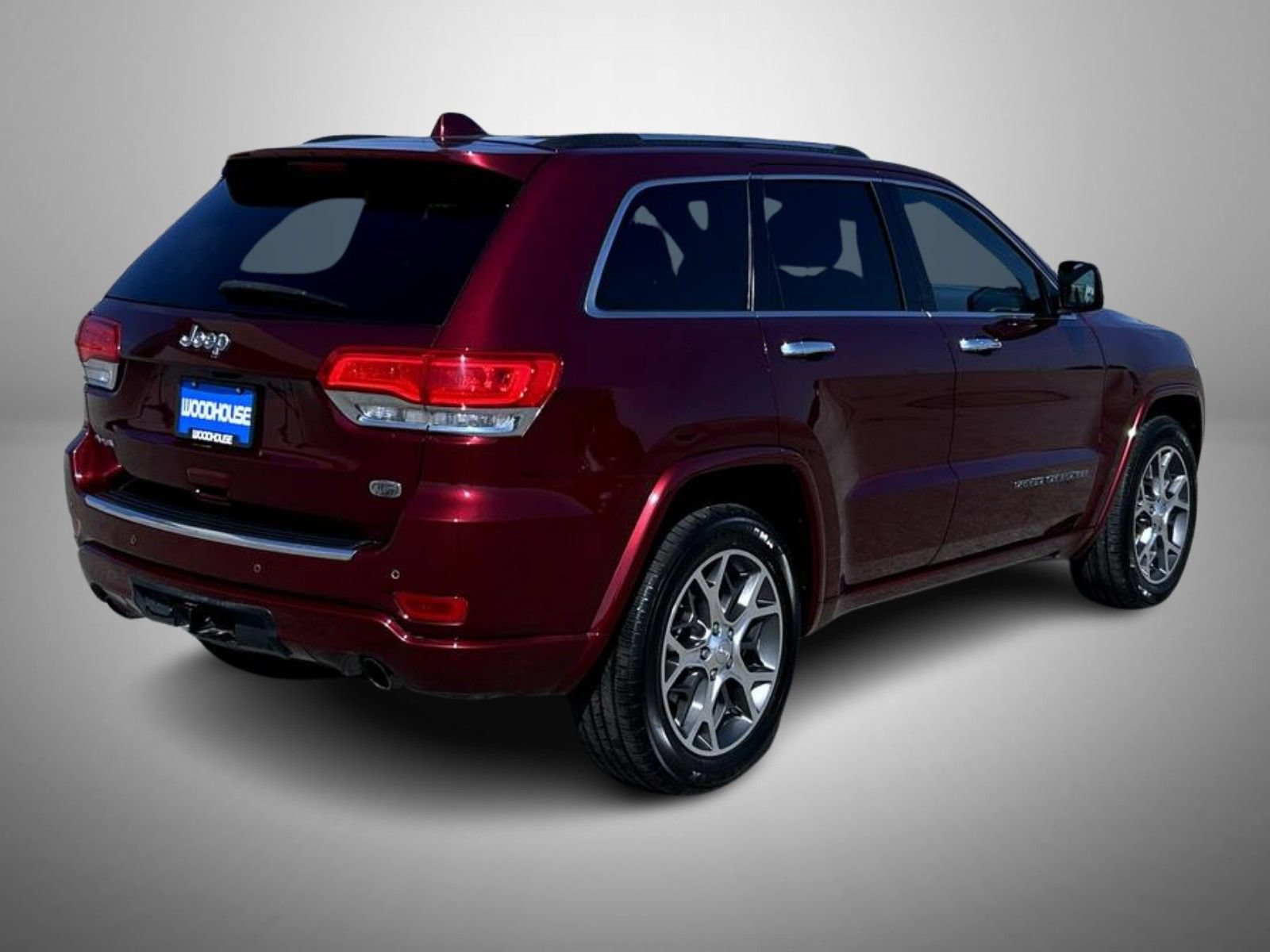 Used 2017 Jeep Grand Cherokee Overland AWD/4WD image 5