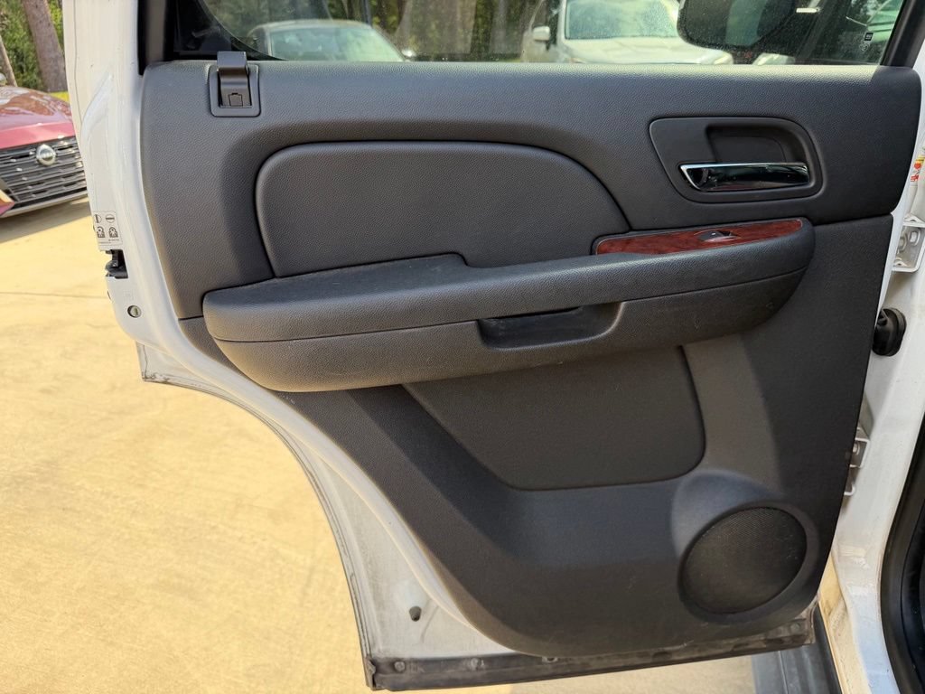 Used 2013 GMC Yukon SLT RWD image 10