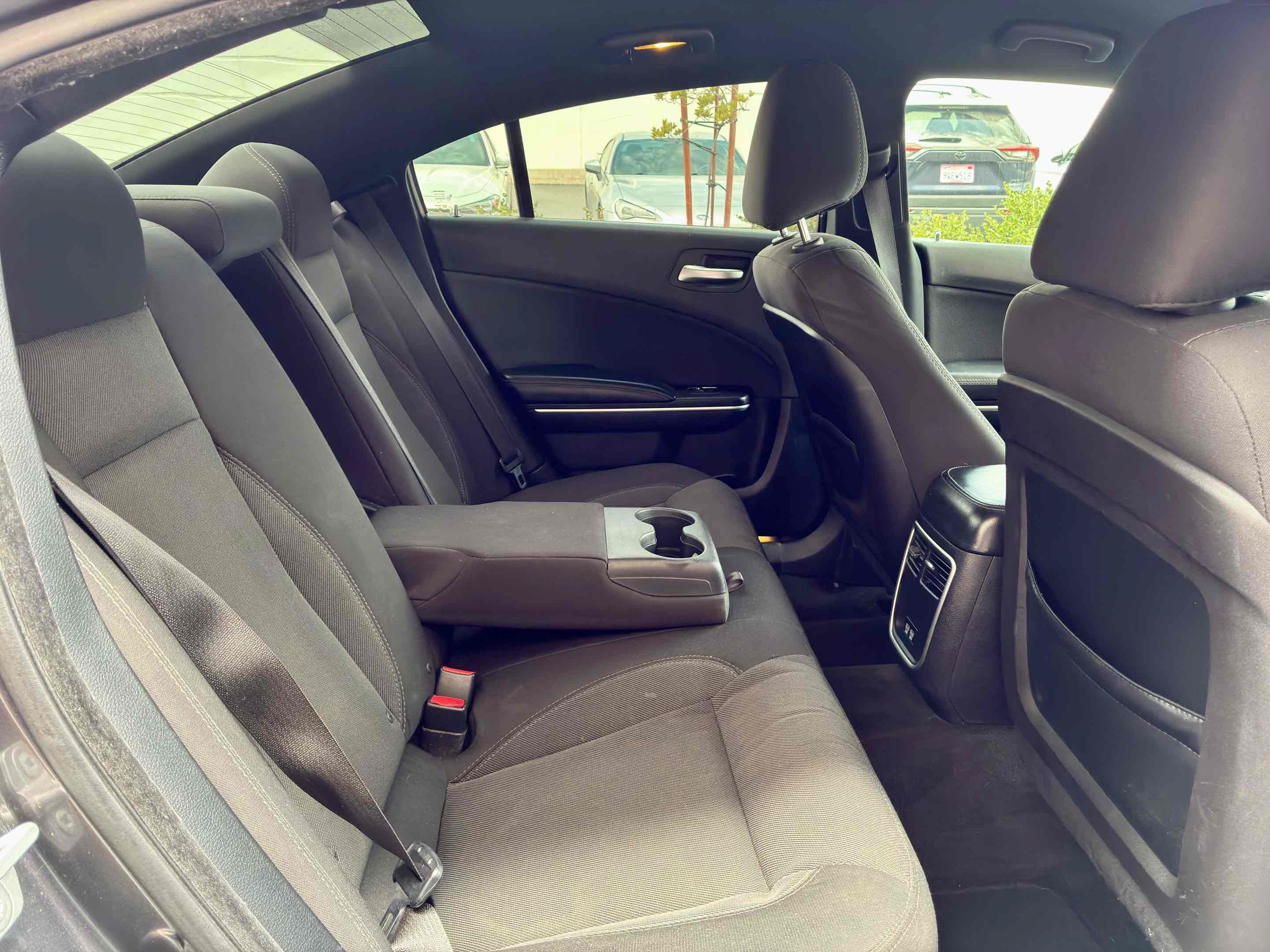 Used 2015 Dodge Charger SE RWD image 44