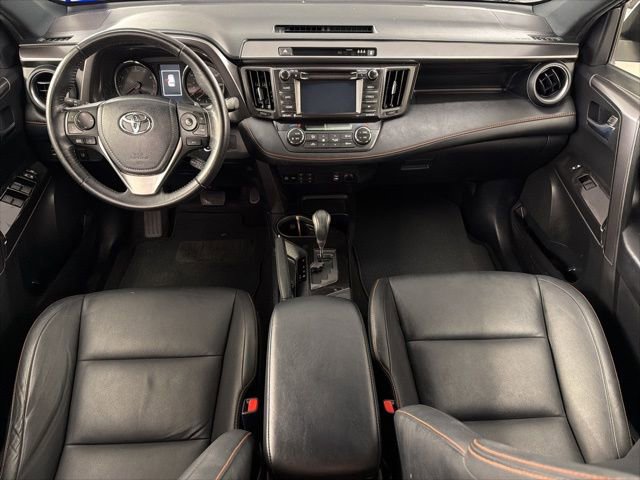 Used 2017 Toyota RAV4 SE image 16