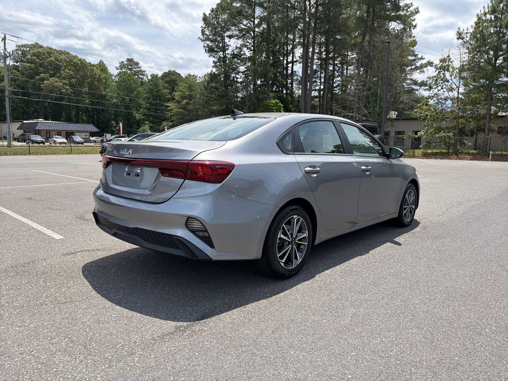 Used 2023 Kia Forte LXS FWD image 5