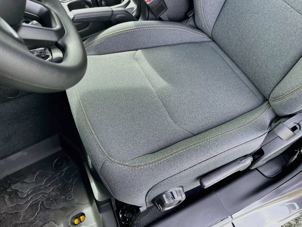 New 2026 Jeep Gladiator Sport AWD/4WD image 18