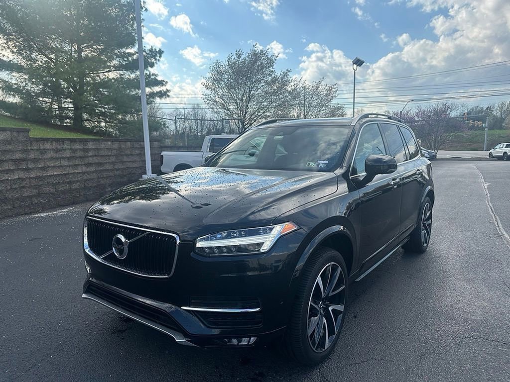 Used 2018 Volvo XC90 T6 Momentum w/ Convenience Package image 3