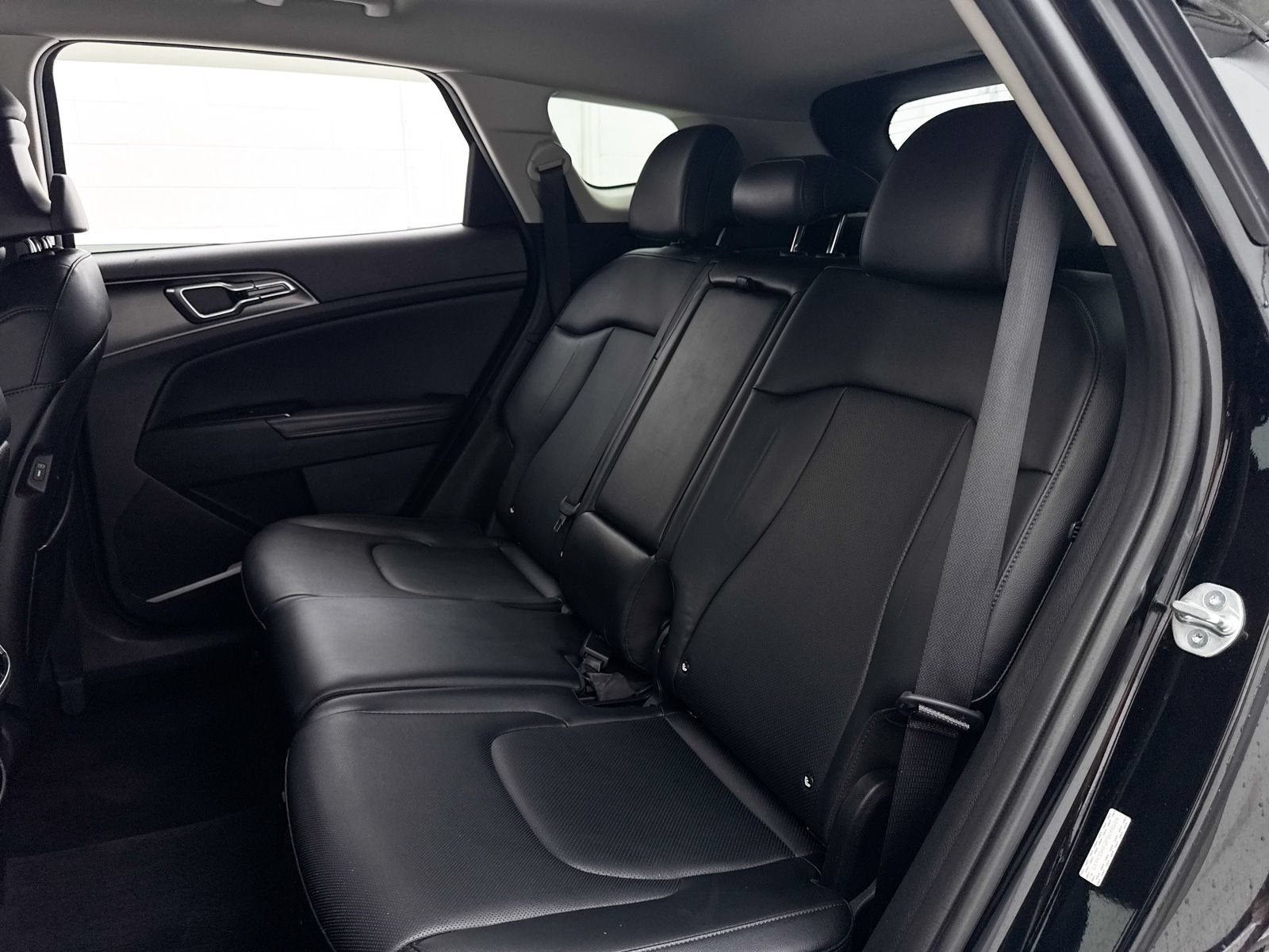 Certified 2023 Kia Sportage EX FWD image 31