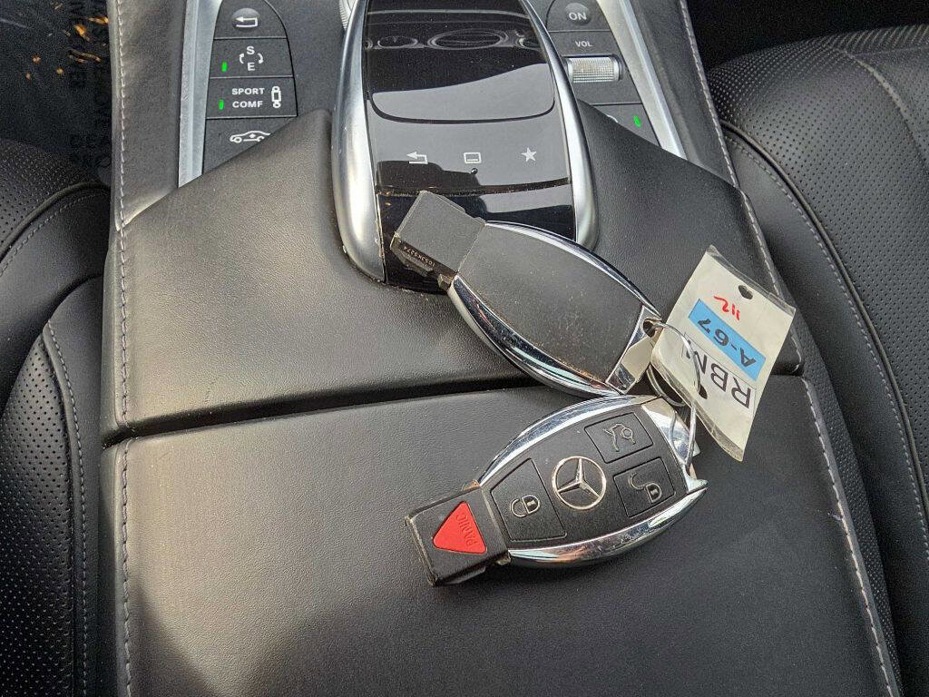Used 2016 Mercedes-Benz S 550 S 550 4MATIC AWD 4dr Sedan image 12