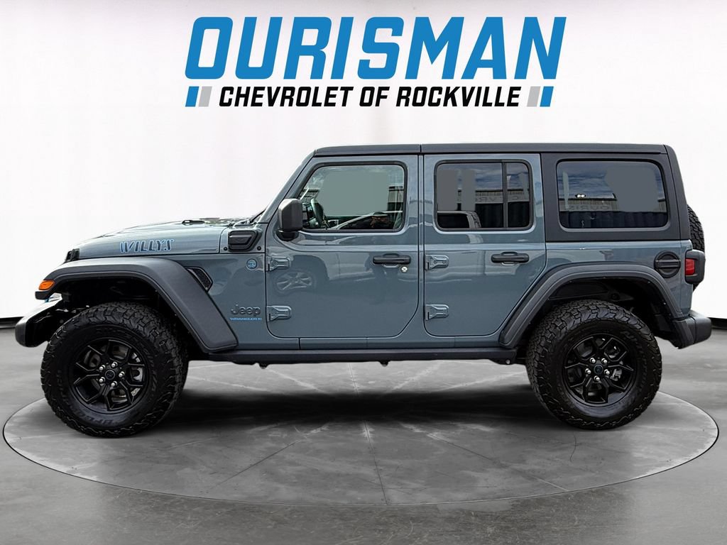 Used 2024 Jeep Wrangler Unlimited AWD/4WD image 3