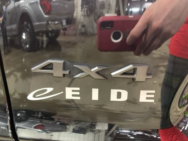 Used 2021 Jeep Cherokee Latitude Lux 80th Anniv w/ Quick Order Package 26U 80TH image 15