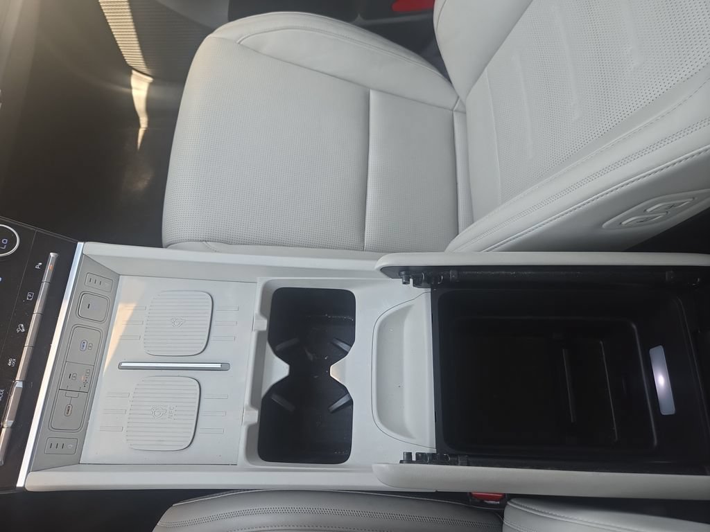 Used 2025 Hyundai Santa Fe Calligraphy AWD/4WD image 33