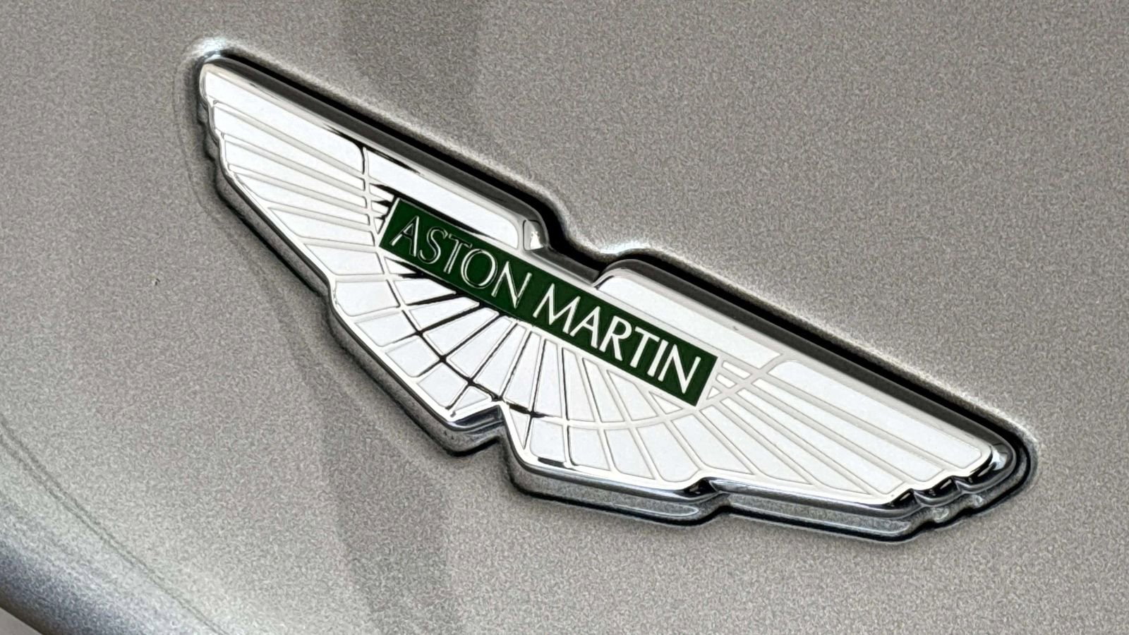 Used 2022 Aston Martin DB11 Coupe image 49