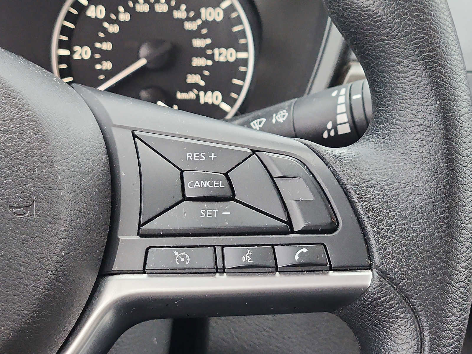 Used 2024 Nissan Altima 2.5 SV FWD image 21
