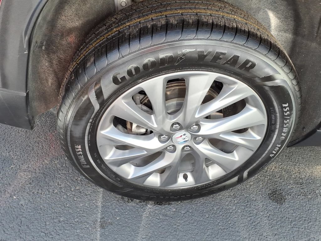 Used 2025 Buick Enclave Preferred AWD/4WD image 11