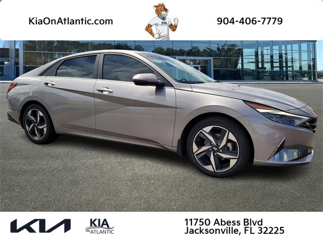 Used 2023 Hyundai Elantra Limited w/ Preferred Accessory Package