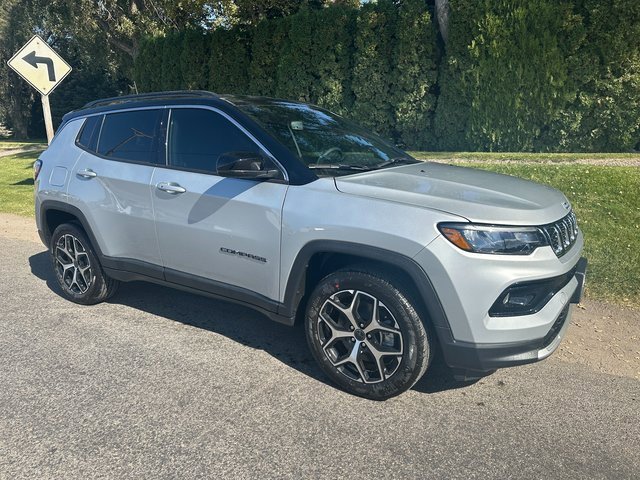 New 2025 Jeep Compass Limited
