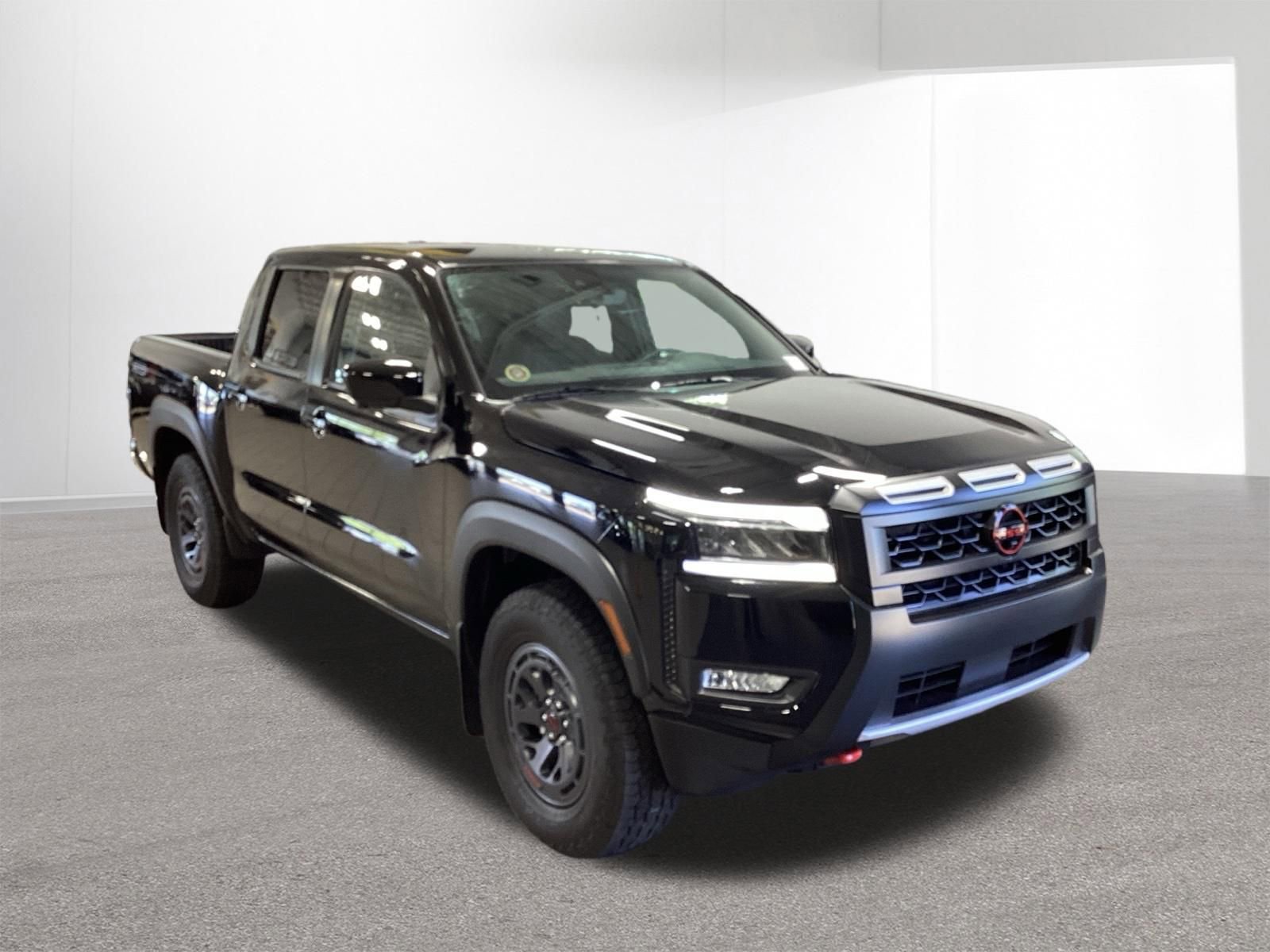 Used 2025 Nissan Frontier PRO-4X w/ Pro Premium Package AWD/4WD image 7