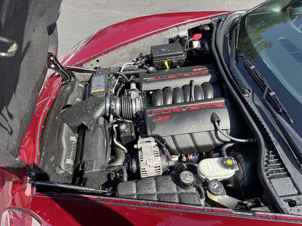 Used 2005 Chevrolet Corvette Convertible w/ Preferred Equipment Group RWD image 16