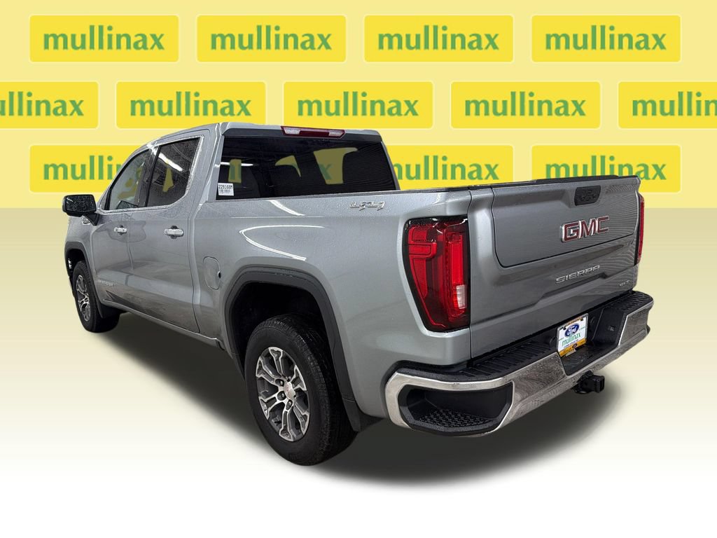 Used 2026 GMC Sierra 1500 SLT AWD/4WD image 11
