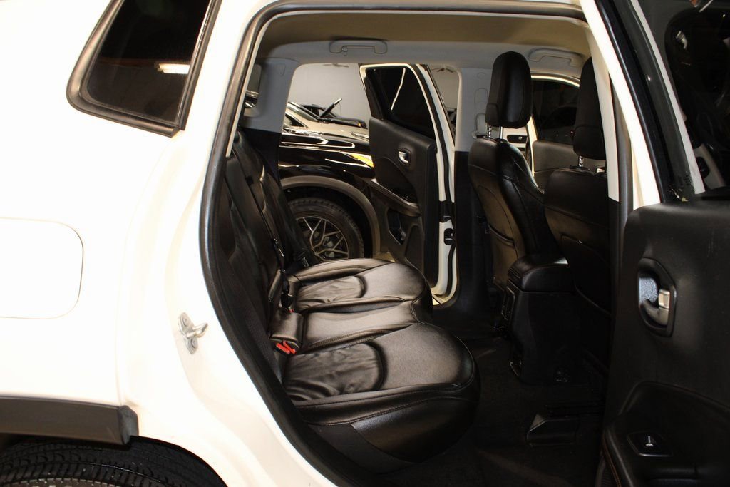 Used 2021 Jeep Compass Limited AWD/4WD image 14