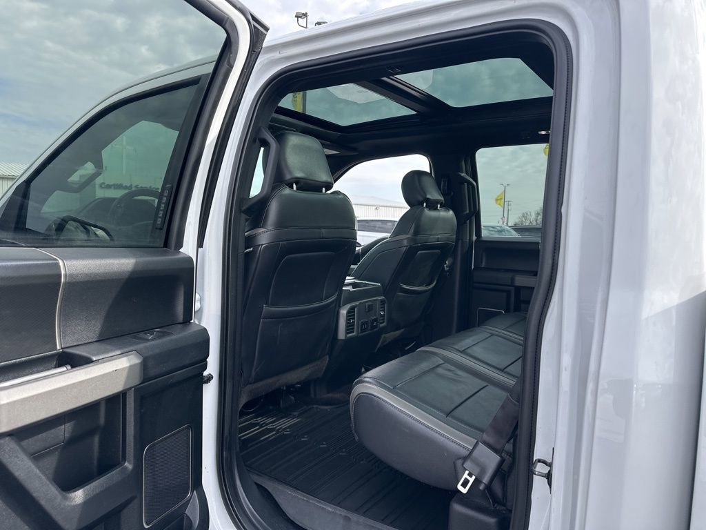 Used 2018 Ford F150 Raptor w/ Equipment Group 802A Luxury image 21