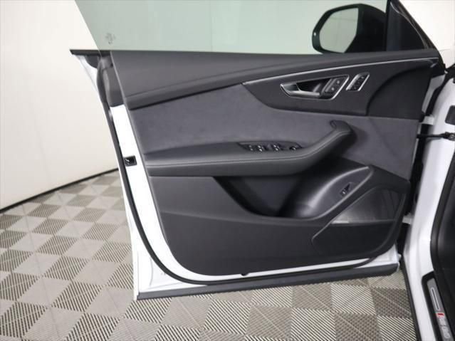 New 2025 Audi RS Q8 performance image 25