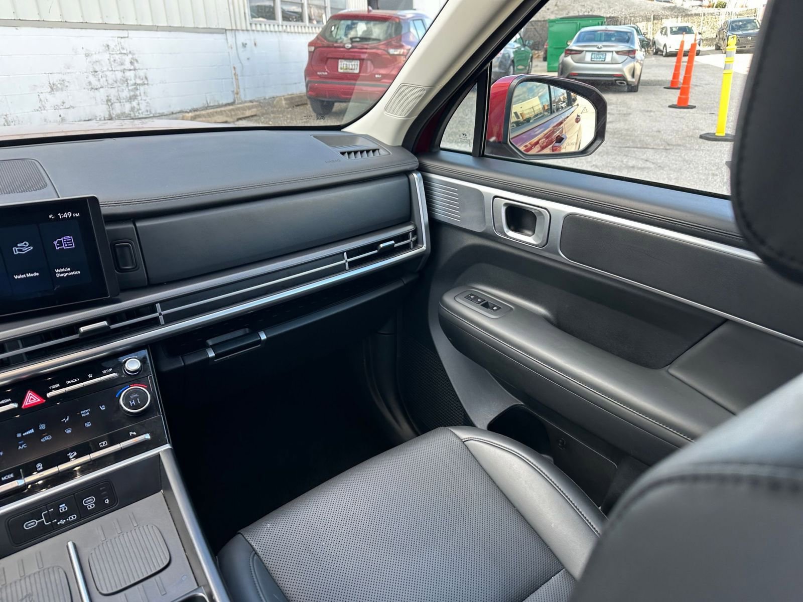 Used 2025 Hyundai Santa Fe SEL image 34