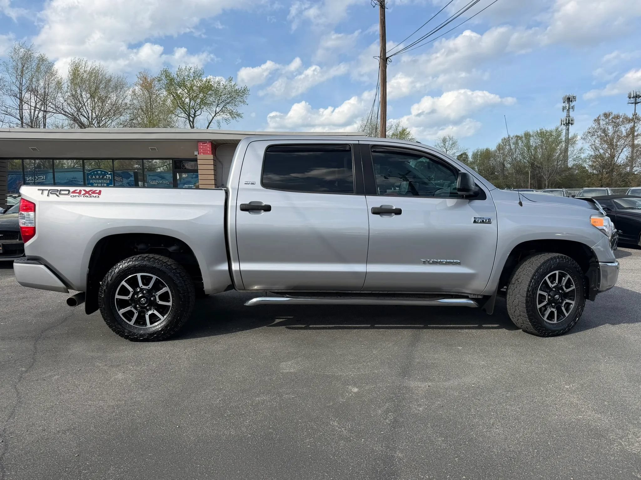 Used 2016 Toyota Tundra SR5 w/ TRD Off Road Package AWD/4WD image 2