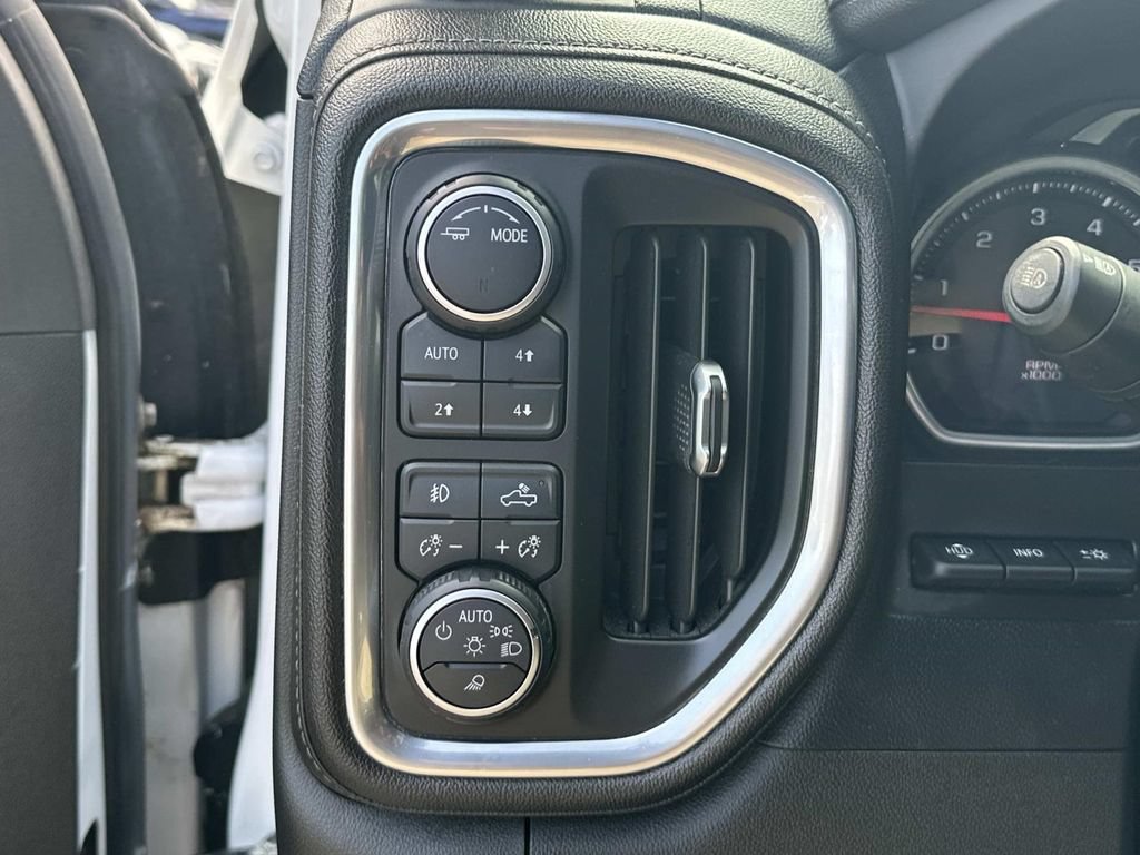 Used 2020 Chevrolet Silverado 2500 High Country AWD/4WD image 31