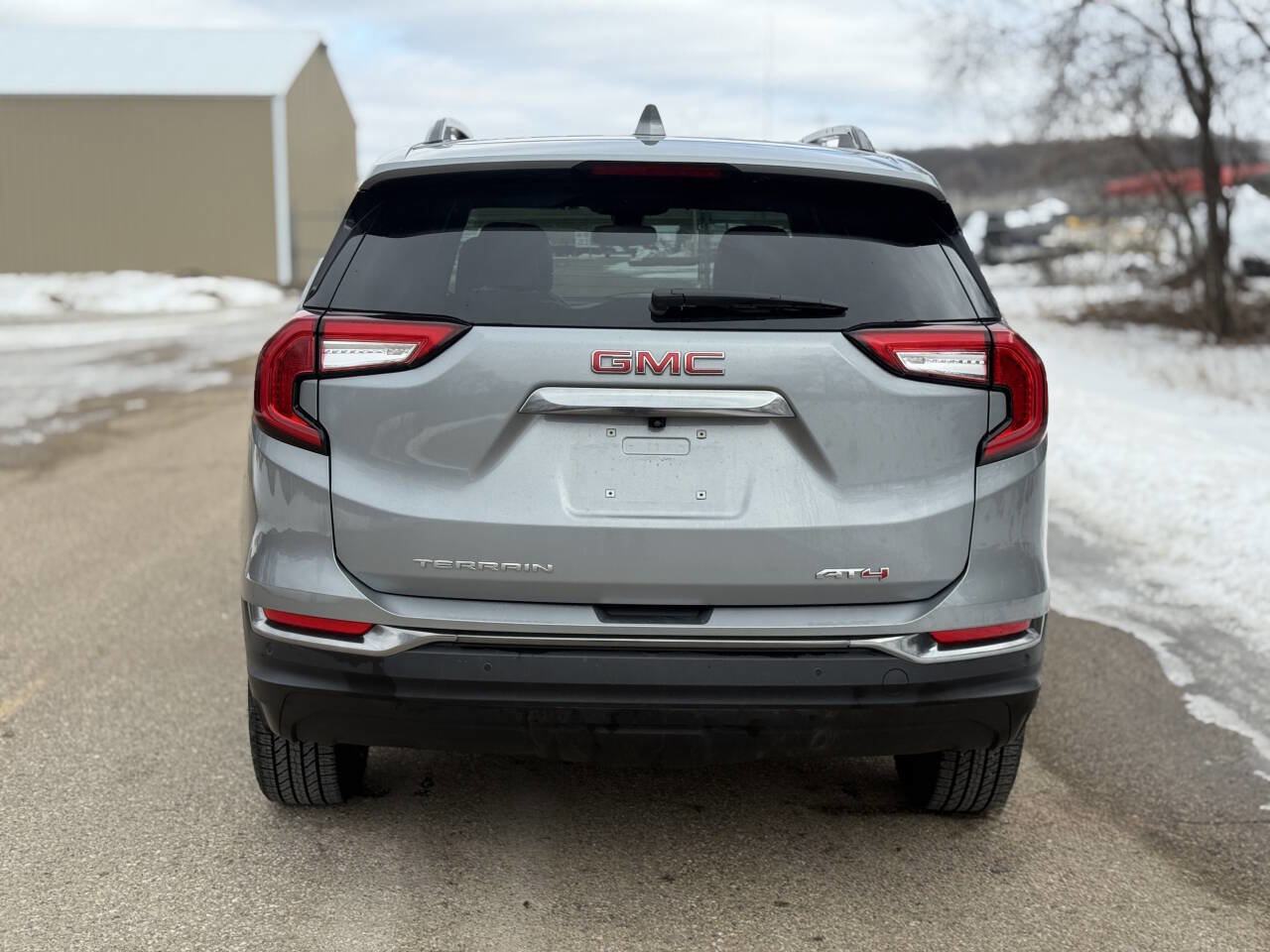 Used 2024 GMC Terrain AT4 image 8