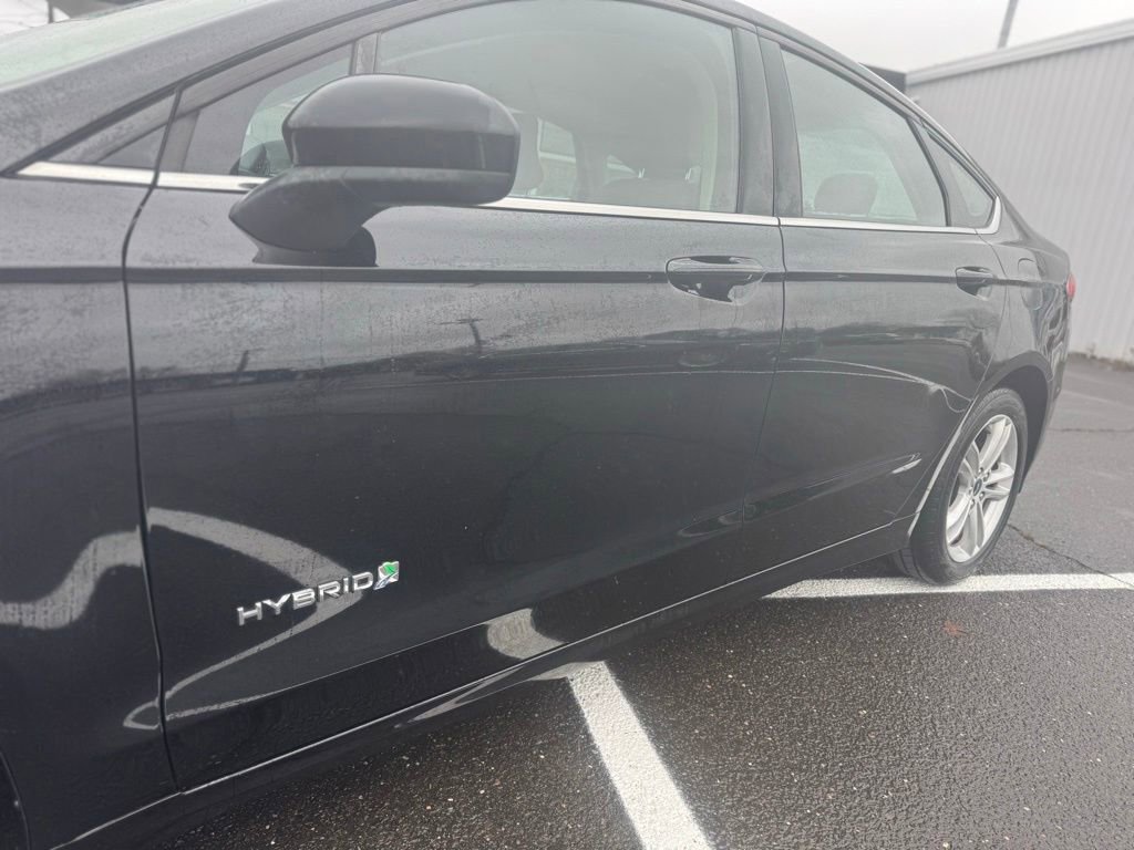 Used 2018 Ford Fusion S FWD image 9