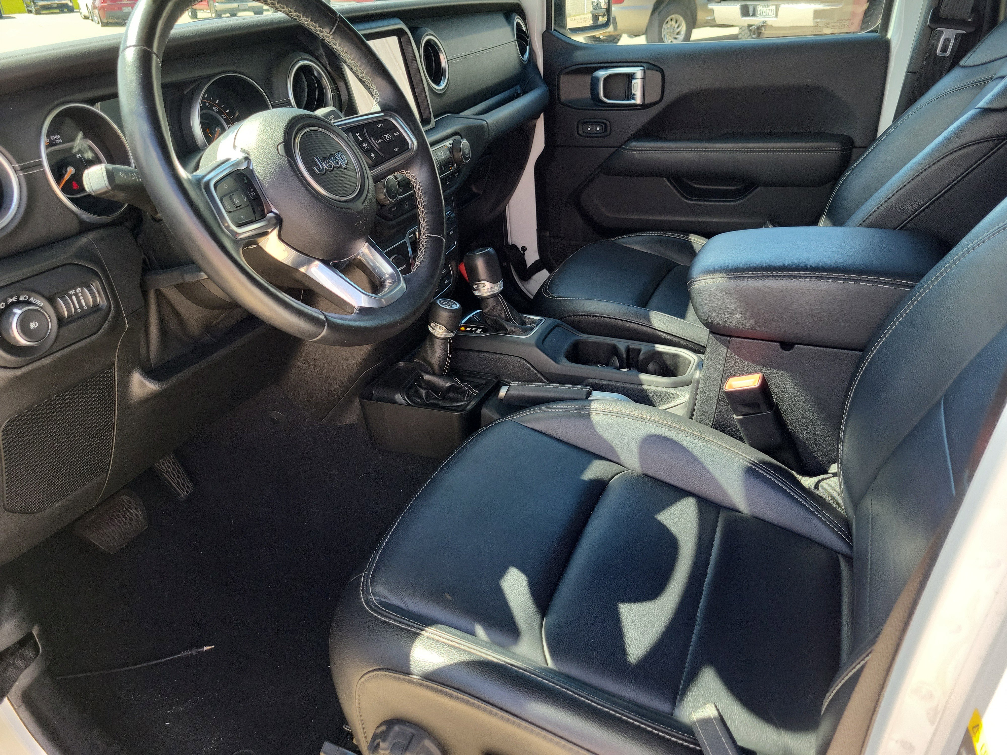 Used 2021 Jeep Wrangler Unlimited Sahara image 14