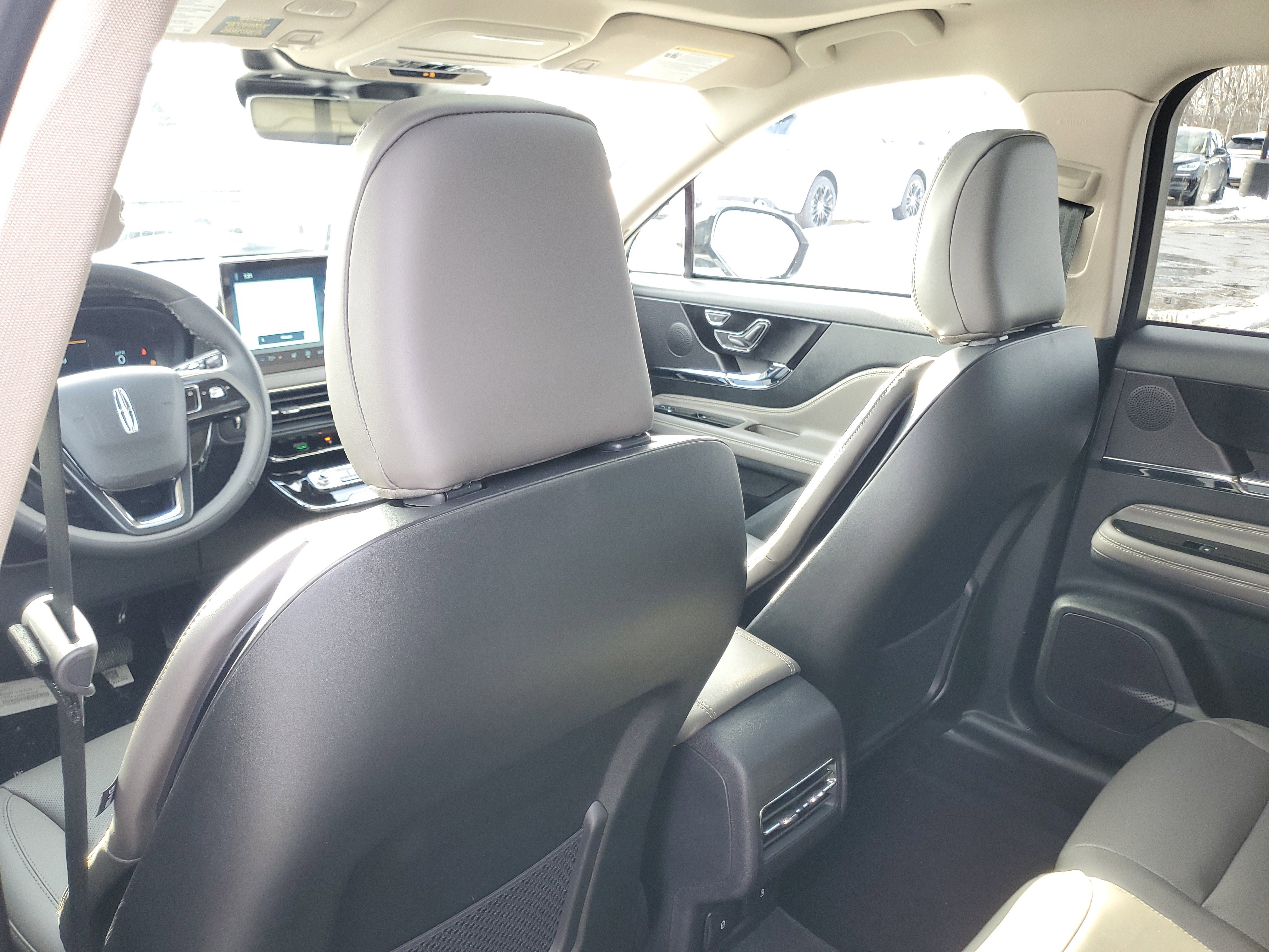 New 2026 Lincoln Corsair Premiere image 26