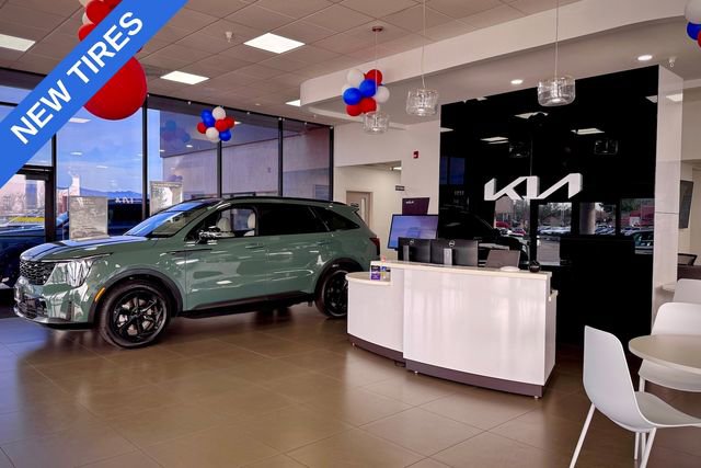 Certified 2023 Kia Sorento SX Prestige w/ Panoramic Sunroof Package image 43