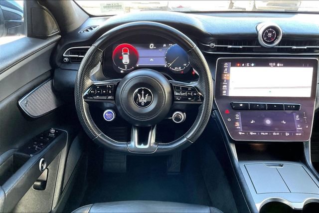 Used 2024 Maserati Grecale GT image 4