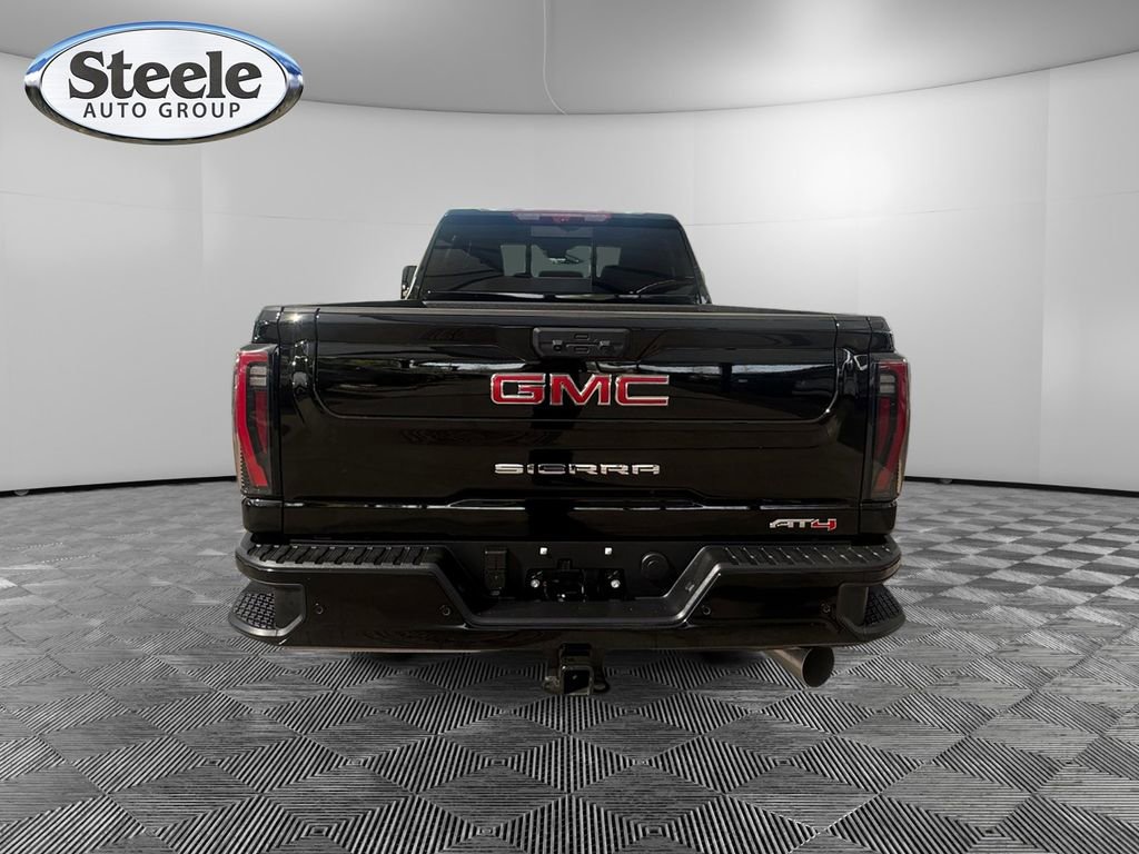 Used 2026 GMC Sierra 2500 AT4 w/ AT4 Premium Plus Package image 4